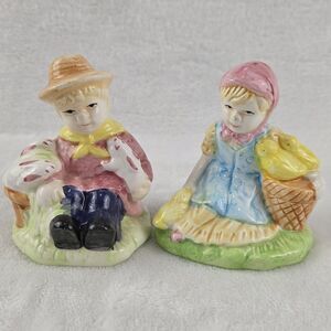 Vintage MCM Salt & Pepper Shakers Boy & Girl Pastel Easter Bunnies Chicks